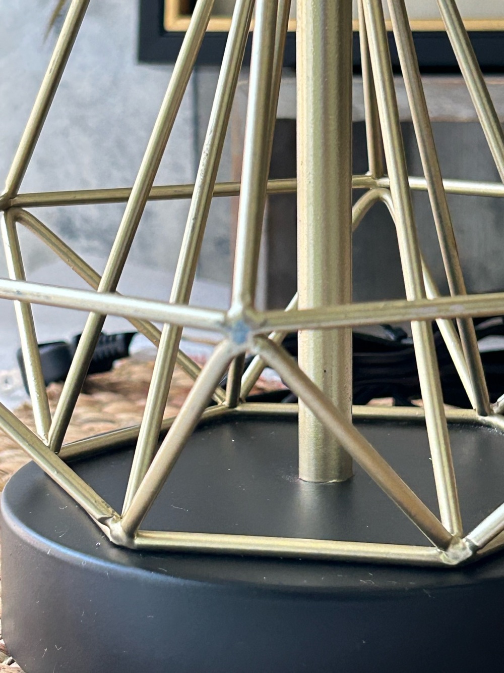 🌴Classy Industrial Gold & Black Geometric Table Lamp W/Shade | USB Port Outlet - Picture 16 of 16